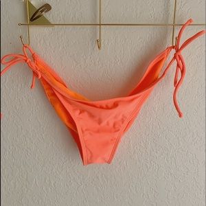 NEON orange bikini bottoms 🧡💗